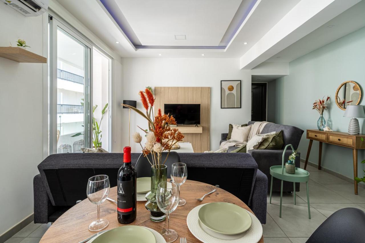 Beach Daze 1-Br Apt By Finikoudes Beach Larnaca Buitenkant foto